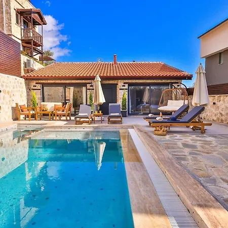 Vila Kalkan Lisburn *