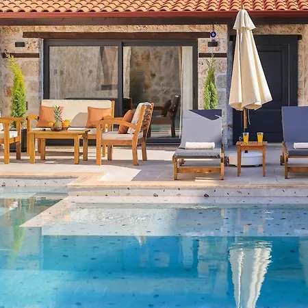 فيلة Kalkan Lisburn *